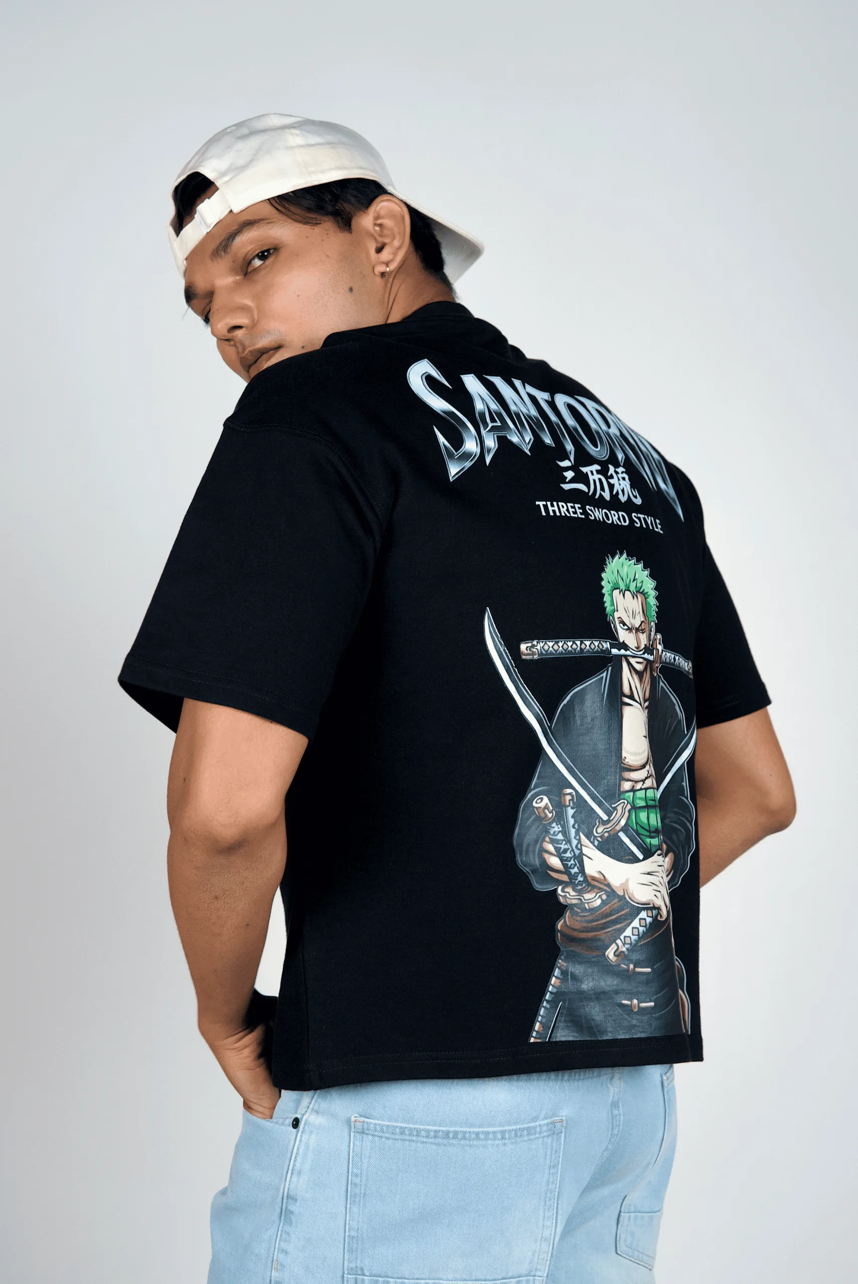 zoro-black-oversize-tshirt-sideback