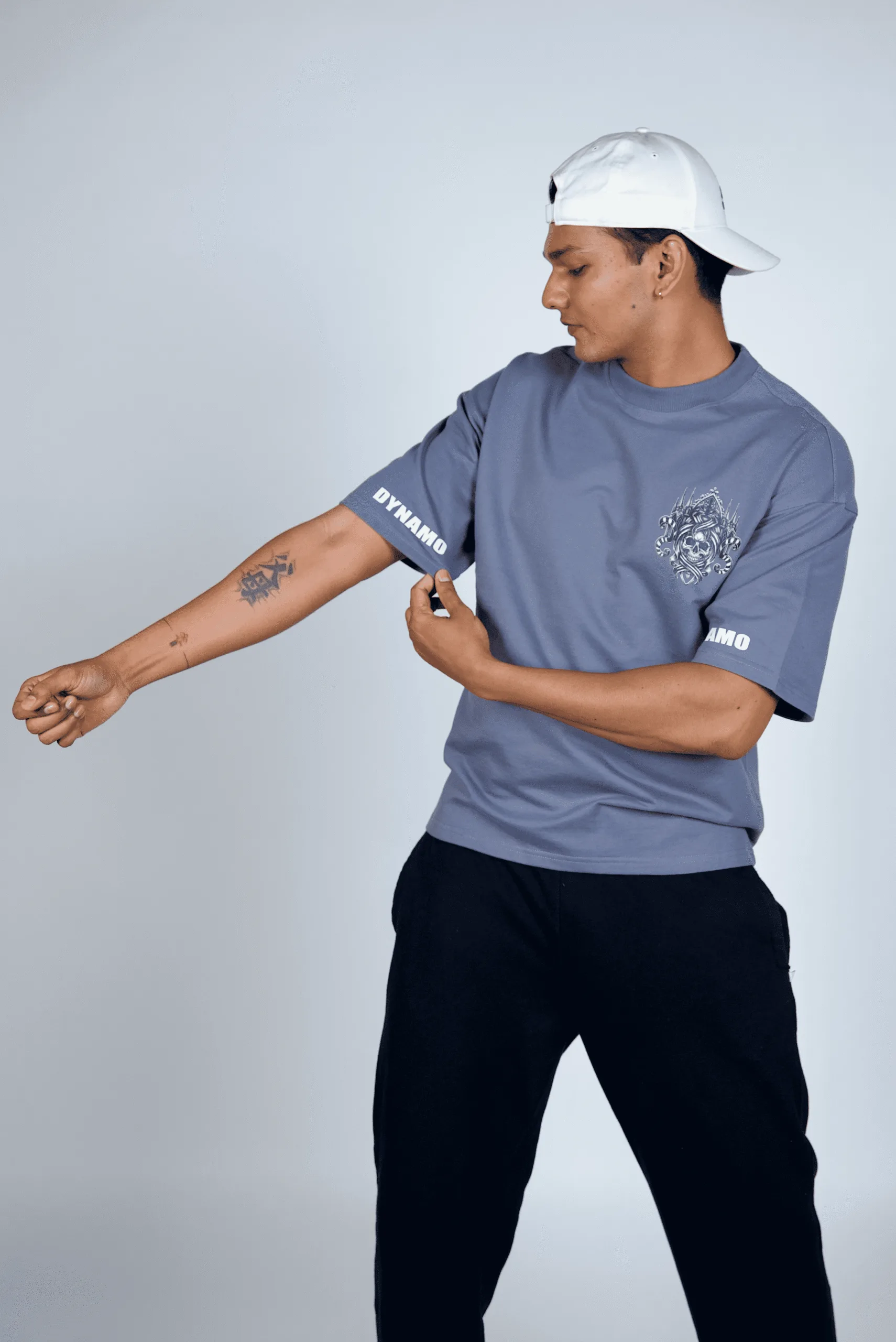 zoro-grey-oversize-tshirt-fullview